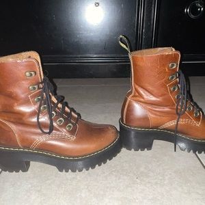 LEONA WOMEN'S ORLEANS LEATHER HEELED BOOTS